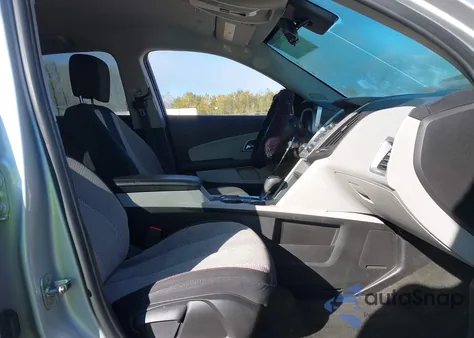 2017 Chevrolet Equinox Ls z USA, uszkodzony, nr VIN 2GNALBEK7H1610356